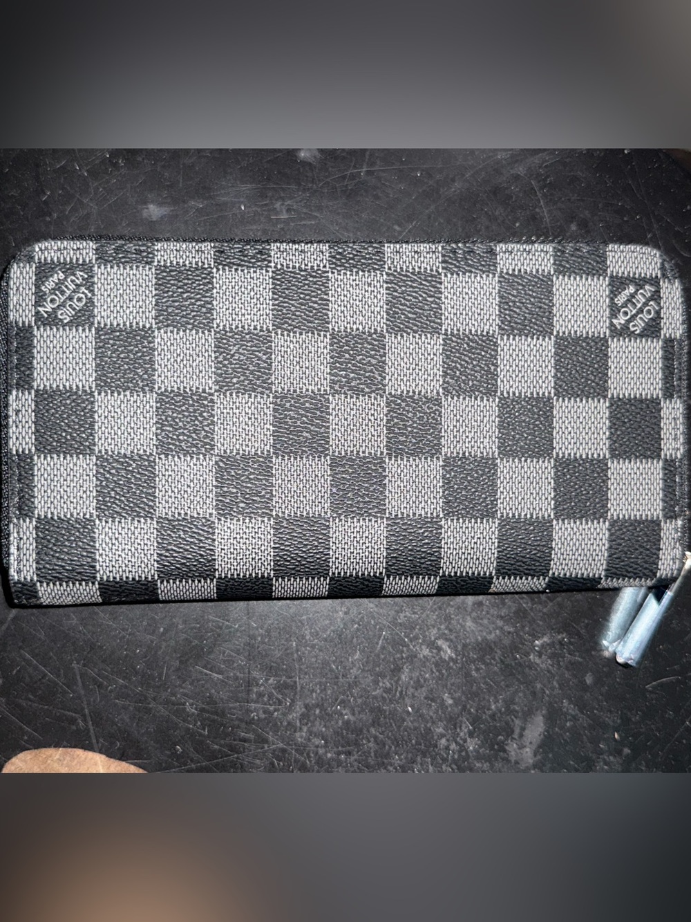 Louis Vuitton Damier graphite Zippy Wallet White Checkered Zip Around Wallet - Picture 4 of 4